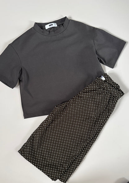 Charcoal grey tee